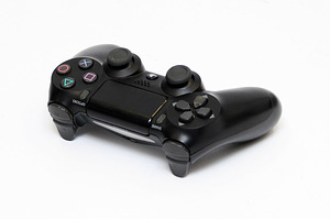 Sony Dualshock 4 (2 foto / 2)