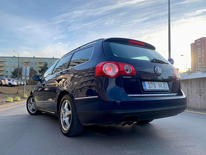 Volkswagen Passat (4 foto / 4)