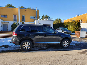 Volkswagen Touareg 3.0 V6 165kW (12 foto / 15)