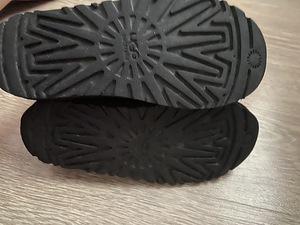 Originaal UGG saapad laste uued! (4 foto / 4)