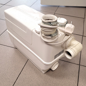 Kanaliseerimispump Grundfos ( poehind 450) (1 foto / 6)