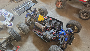 Puldiautod ja muu nodi (RC) Kyosho, Traxxas, Futaba, NANDA (8 foto / 10)