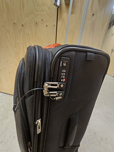 Kohver Samsonite (3 foto / 6)