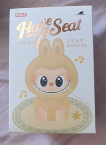 Мягкая игрушка Labubu Have a seat (2 фото из 2)