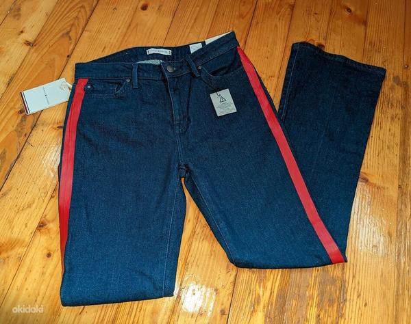 Новые и маркированные джинсы Tommy Hilfiger W27 L28. (фото #2)