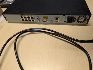 Hikvision NVR + 8 Hikvision/Dahua 2K/4K (3 foto / 5)
