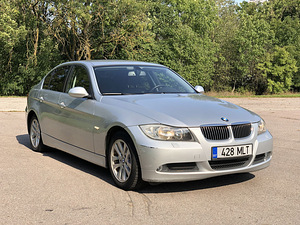 BMW 318i 2.0 105kw 2008 (3 foto / 13)