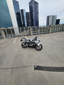 Honda cbr 600f 4i (7 foto / 8)