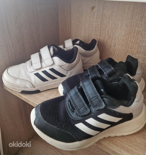 Müüa tossud 2 paari, suurus 30