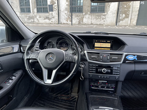 Mercedes E, W 212 (8 foto / 13)
