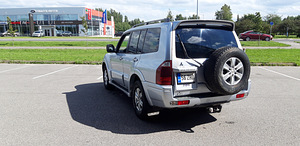 Mitsubishi pajero (2 foto / 11)