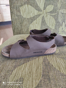 Сандалии birkenstock (3 фото из 3)