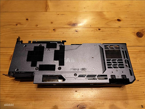 Видеокарта GIGABYTE RTX 3090 GAMING OC (2 фото из 3)