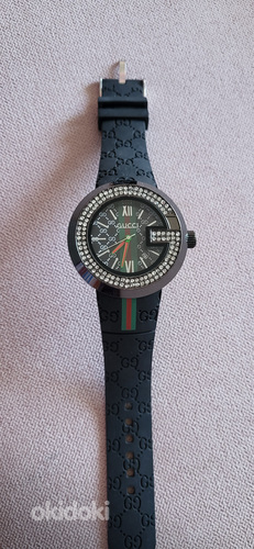 Часы Gucci