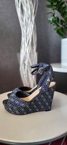 Guess р.36 (2 фото из 5)