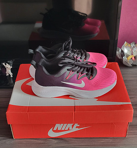 Nike tossud suurus 36/37 (2 foto / 5)