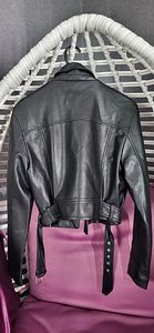 Uus Bershka jakk! S (4 foto / 5)