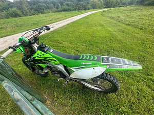 Kawasaki KX450F (4 foto / 6)