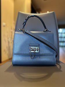 Dolce & Gabbana käekott (1 foto / 3)