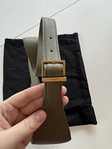 YSL Saint Laurent Le 5 A 7 Small kott (5 foto / 6)