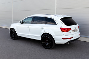 Audi Q7 S-Line Plus FACELIFT (4 foto / 15)