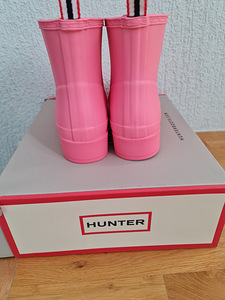 Новая резина HUNTER, размер 39 (3 фото из 5)