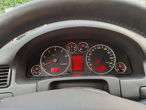 Müüjan Audi A6 4.2 2002a heas korras Pakkuge vahetus. (6 foto / 13)