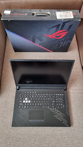 Asus Rog Strix G712LW Täiskomplekt! (5 foto / 10)