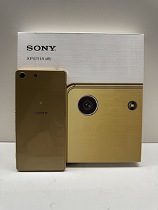 Sony Xperia M5 (2 фото из 3)
