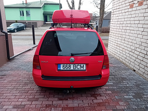 Volkswagen Golf 4 Variant 2000 1.9TDI 66kW (6 foto / 8)