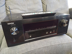 7.2 Denon AVR-X2100W 4K/WiFi/Bluetooth приемник (1 фото из 4)