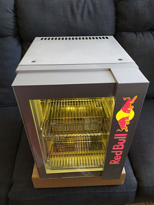 Холодильник Red Bull (2 фото из 8)