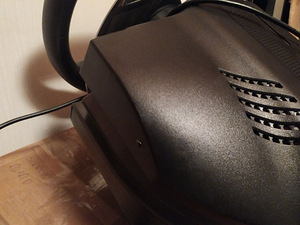 Kvaliteetne Thrustmaster T500RS rool (7 foto / 9)