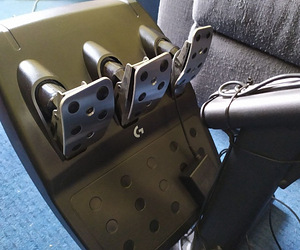 Red Bull Playseat rallitool ja Logitech G923 rool PC/XBOX (5 foto / 6)