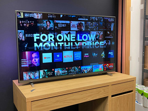 43" Philips 4K UHD Amblight SMART WiFi телевизор (1 фото из 4)