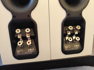Bowers & Wilkins 707 S2 kõlarid (7 foto / 8)