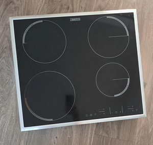 Zanussi induktsioonipliit
