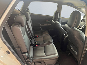 Autorent Toyota 2018 HYBRID/LPG (7 foto / 10)