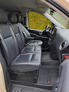Autorent 8+1 XL COMFORT BOLT UBER FORUS TRANSFER (7 foto / 10)