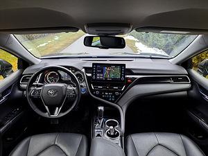 Autorent Camry 2022 HYBRID/LPG COMFORT BOLT FORUS UBER TAKSO (4 foto / 10)