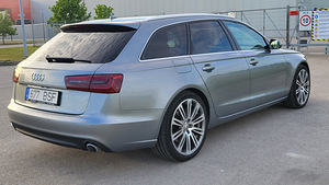 Audi A6 Quattro 2012 (5 foto / 12)