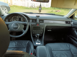 Audi a6 (2 фото из 7)