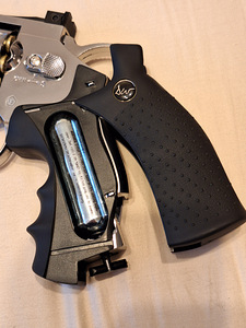 Dan Wesson 6" 4,5mm steel BB CO2 õhkrevolver (4 foto / 8)