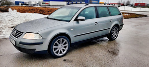 Volkswagen passat 1.9 tdi b5.5 (1 foto / 8)
