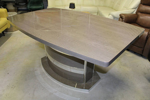 Oksjonmüügis Söögilaud Platinum Grey Camel Group Itaalia (2 foto / 9)