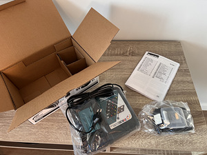 MAKITA POWER KIT 18V 1x3.0Ah (BL1830B + DC18RC) (191A24-4) (3 foto / 3)
