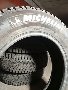 MICHELIN 215/65/16 (1 фото из 3)