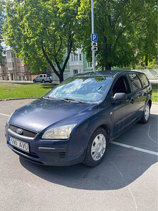 Ford Focus 1.6 74kw TÜV 12/2023 (1 foto / 8)