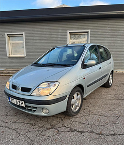 Renault Scenic 1.9dCi (2 foto / 11)