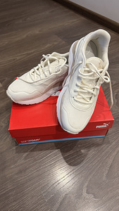 Кроссовки PUMA (1 фото из 4)